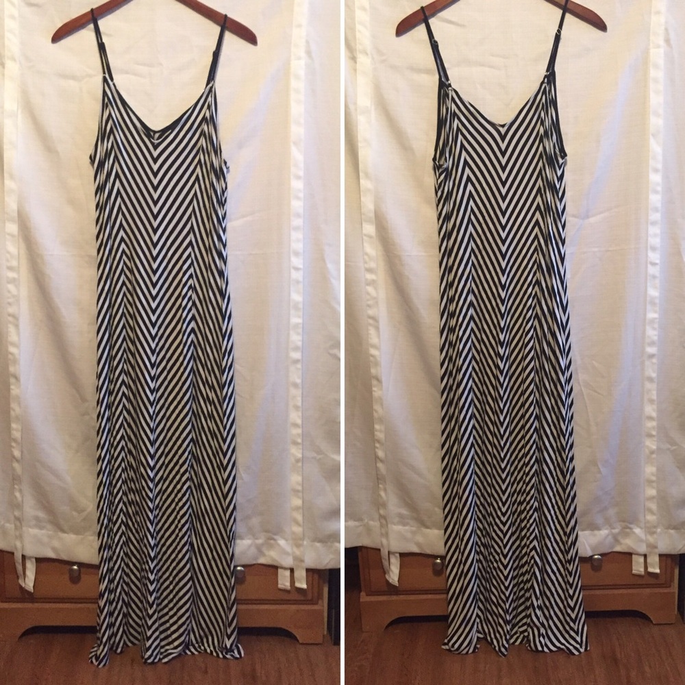 Black and white stripe/chevron panel maxi dress